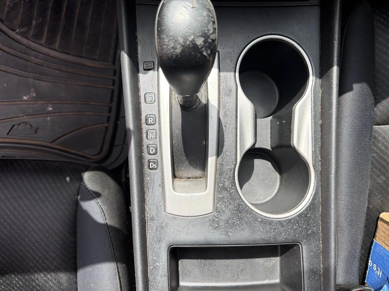 Vehicle image 15