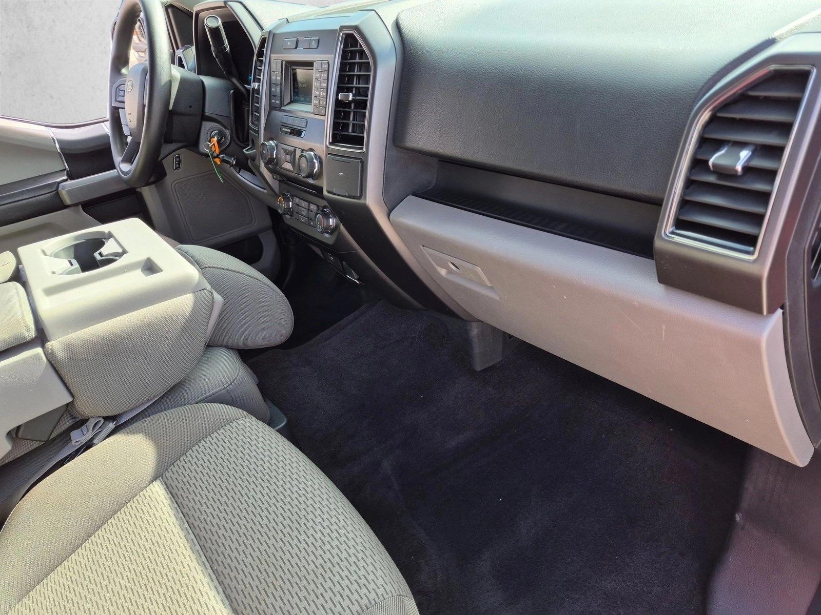 Vehicle image 19